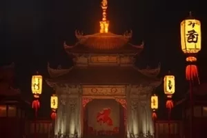 《沉默的钟楼》剧照：停在十一点的钟楼指针